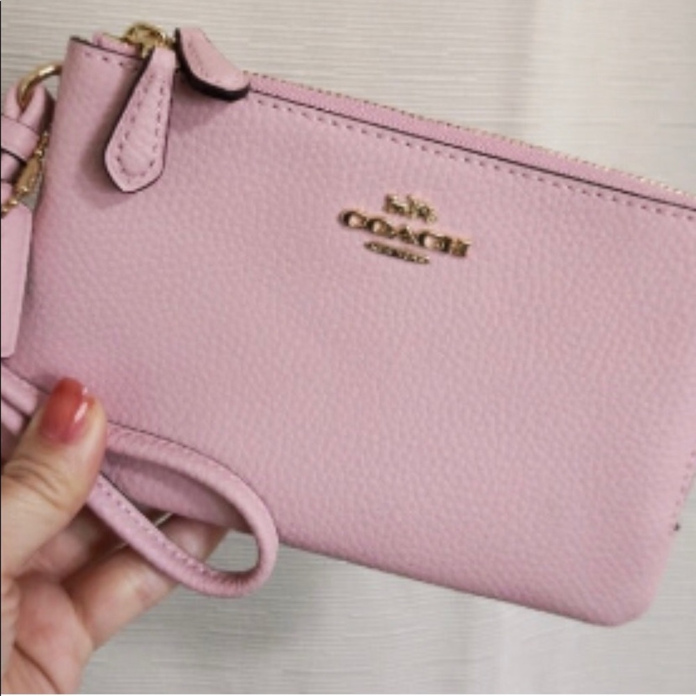 Coach Double corner zip leather wristlet -NWT